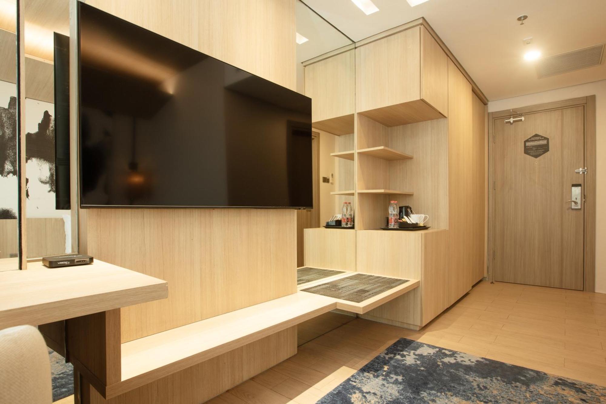 Louis Kienne Cikarang Hotel & Service Apartment Bekasi Exteriér fotografie